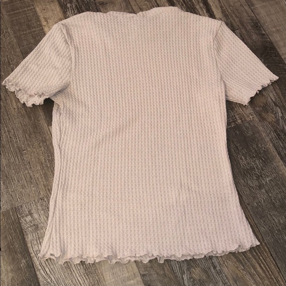 tight shirt - Picture 2 of 5